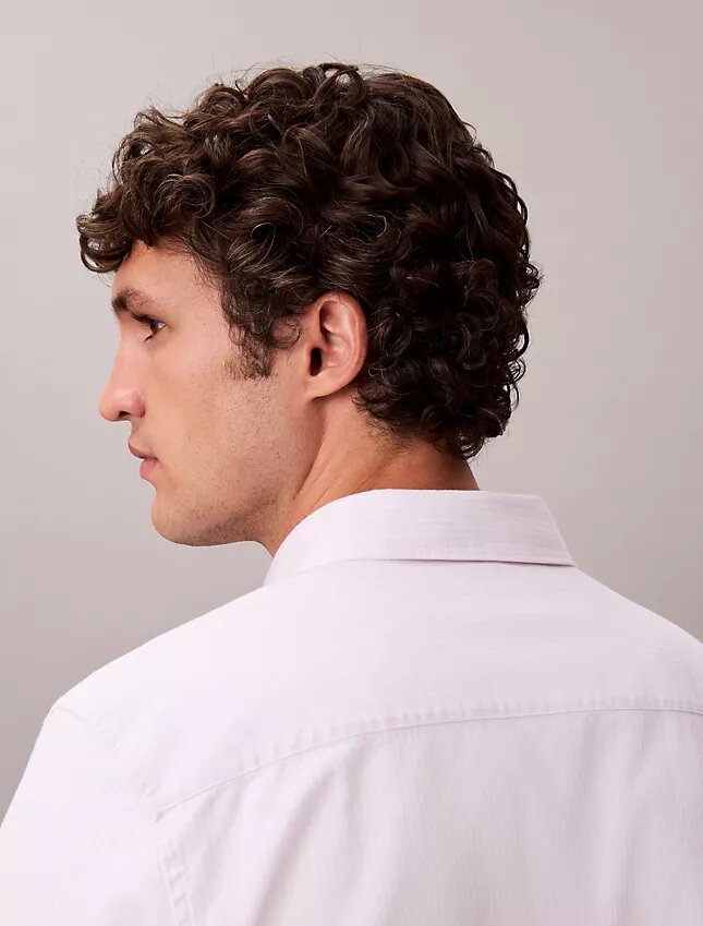 Camisa clásica de algodón elástico a rayas con cuello abotonado Camisa clásica de algodón elástico a rayas con cuello abotonado