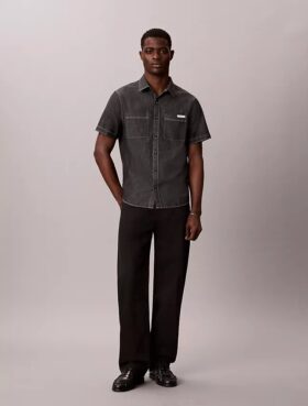 Camisa clásica de cambray con botones