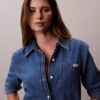 Camisa clásica de Denim con botones Camisa clásica de Denim con botones