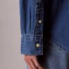Camisa clásica de Denim con botones Camisa clásica de Denim con botones
