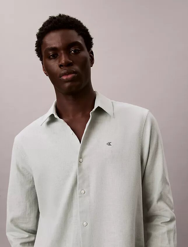 Camisa clásica de lino y algodón con botones Camisa clásica de lino y algodón con botones