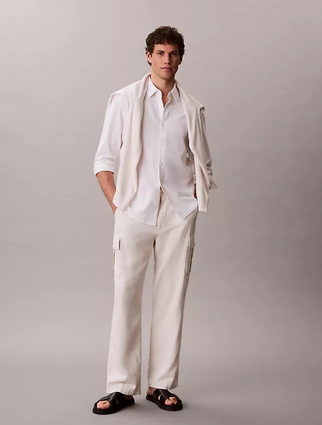 Camisa clásica de lino y algodón con botones Camisa clásica de lino y algodón con botones