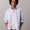 Camisa clásica de Oxford lisa con botones Camisa clásica de Oxford lisa con botones