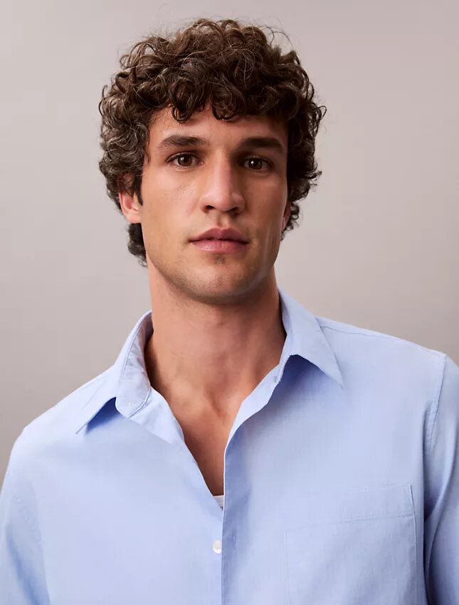 Camisa clásica de popelín lavado con botones Camisa clásica de popelín lavado con botones