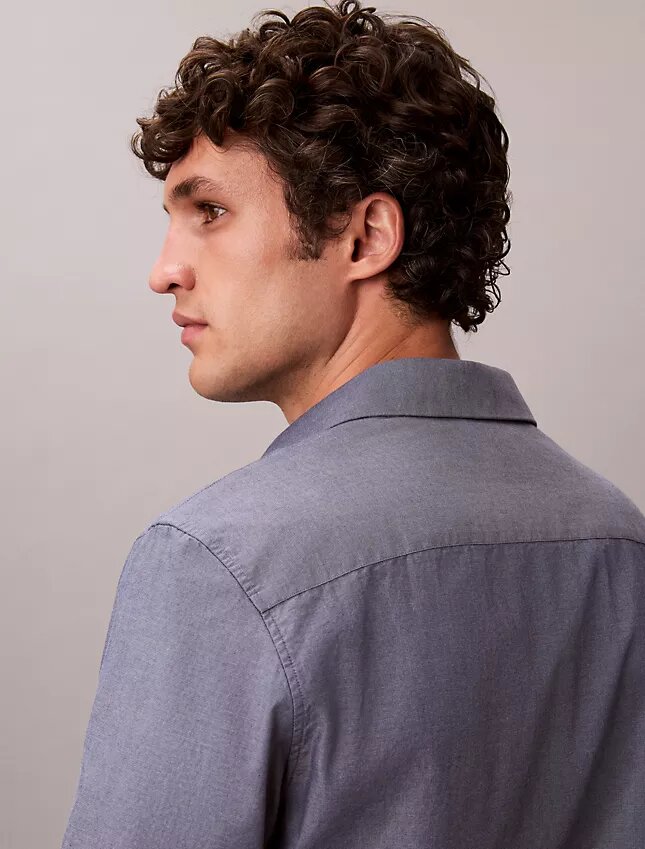 Camisa clásica de popelín lavado con botones Camisa clásica de popelín lavado con botones
