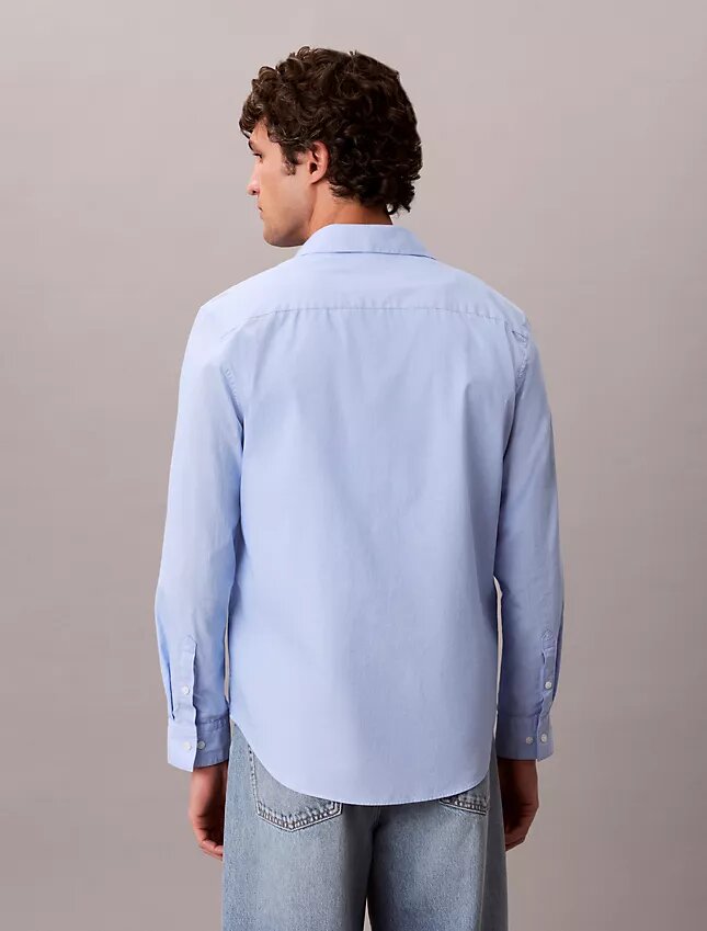 Camisa clásica de popelín lavado con botones Camisa clásica de popelín lavado con botones