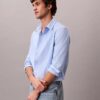 Camisa clásica de popelín lavado con botones Camisa clásica de popelín lavado con botones