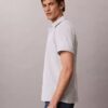 Camisa clásica de rayas con botones y tejido seersucker