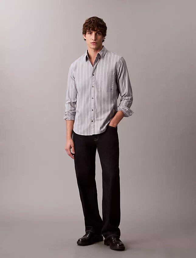 Camisa clásica de rayas Oxford con botones Camisa clásica de rayas Oxford con botones