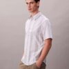 Camisa clásica elástica a rayas teñida en hilo Camisa clásica elástica a rayas teñida en hilo