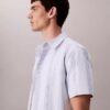 Camisa clásica elástica a rayas teñida en hilo Camisa clásica elástica a rayas teñida en hilo