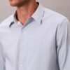 Camisa clásica elástica con botones Camisa clásica elástica con botones