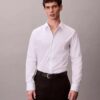 Camisa clásica elástica con botones Camisa clásica elástica con botones