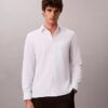 Camisa clásica lisa de seersucker Camisa clásica lisa de seersucker