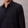 Camisa clásica lisa de seersucker Camisa clásica lisa de seersucker