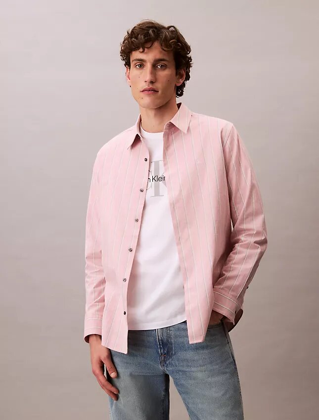 Camisa clásica Oxford a rayas con botones Camisa clásica Oxford a rayas con botones