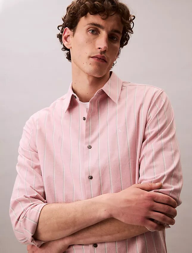 Camisa clásica Oxford a rayas con botones Camisa clásica Oxford a rayas con botones