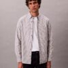 Camisa clásica Oxford a rayas con botones Camisa clásica Oxford a rayas con botones