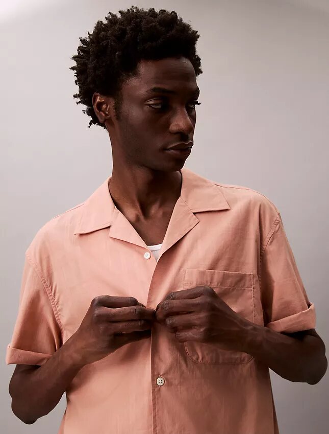 Camisa clásica Oxford a rayas con botones Camisa clásica Oxford a rayas con botones