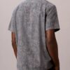 Camisa cómoda de lino y algodón con cuello camp Camisa cómoda de lino y algodón con cuello camp