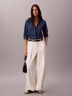 Camisa con botones y bordado inglés