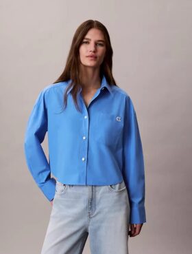 Camisa corta de corte cuadrado con botones de popelín de algodón