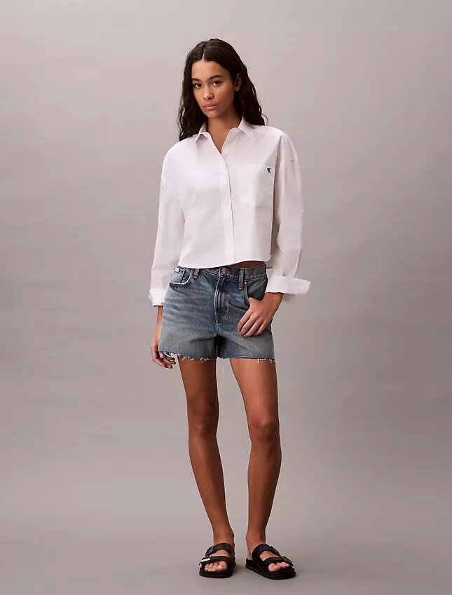 Camisa corta de corte cuadrado con botones de popelín de algodón Camisa corta de corte cuadrado con botones de popelín de algodón