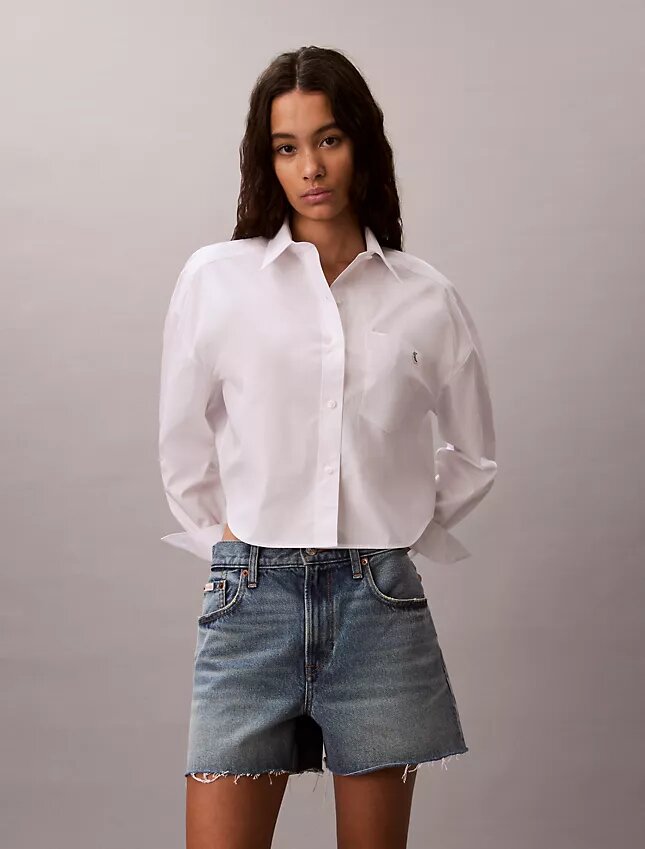 Camisa corta de corte cuadrado con botones de popelín de algodón Camisa corta de corte cuadrado con botones de popelín de algodón