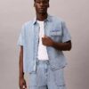 Camisa de Denim utilitaria con botones Camisa de Denim utilitaria con botones