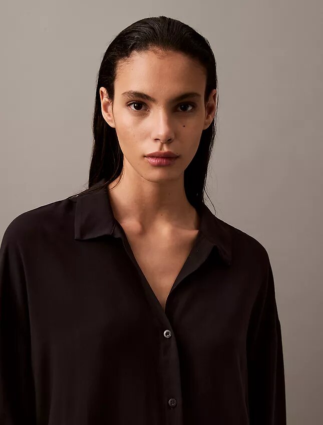 Camisa de dormir de viscosa tejida con botones Camisa de dormir de viscosa tejida con botones