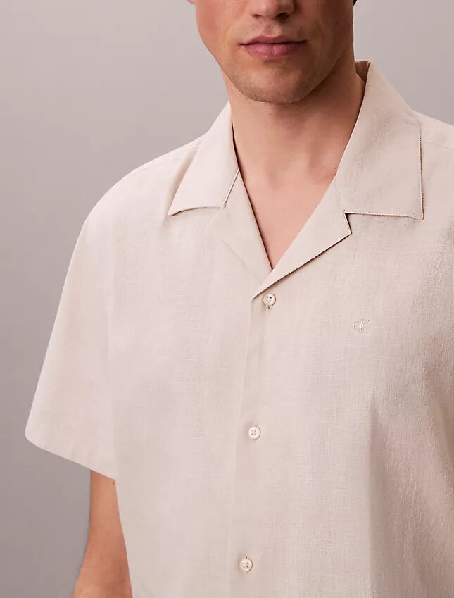 Camisa de lino y algodón de manga corta con botones Camisa de lino y algodón de manga corta con botones