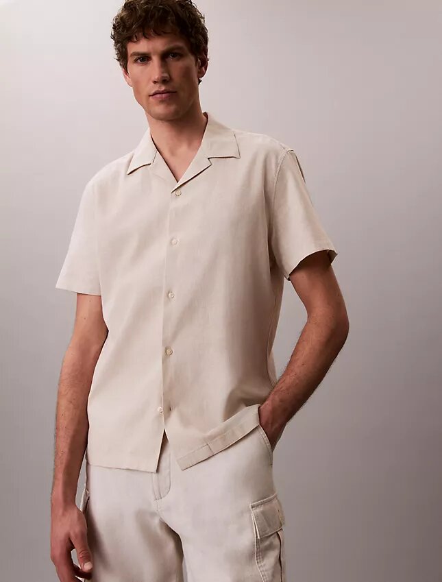 Camisa de lino y algodón de manga corta con botones Camisa de lino y algodón de manga corta con botones