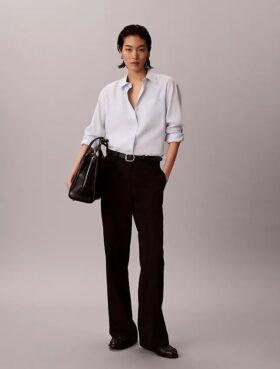Camisa de lyocell con solapa enrollada y botones