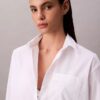 Camisa de popelín con botones y corte holgado