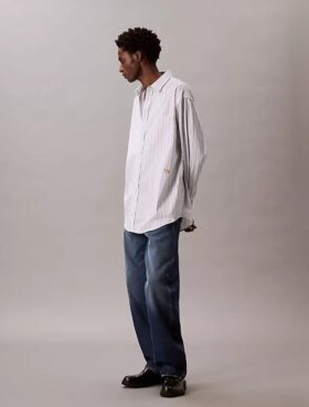 Camisa de popelín de algodón a rayas con botones