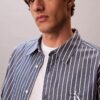 Camisa de popelín lavado a rayas con botones