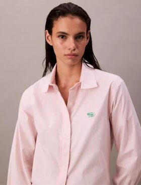 Camisa de rayas holgada con botones