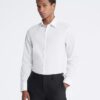 Camisa de vestir entallada de algodón con diseño en espiga Camisa de vestir entallada de algodón con diseño en espiga