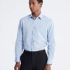 Camisa de vestir entallada de algodón con diseño en espiga Camisa de vestir entallada de algodón con diseño en espiga