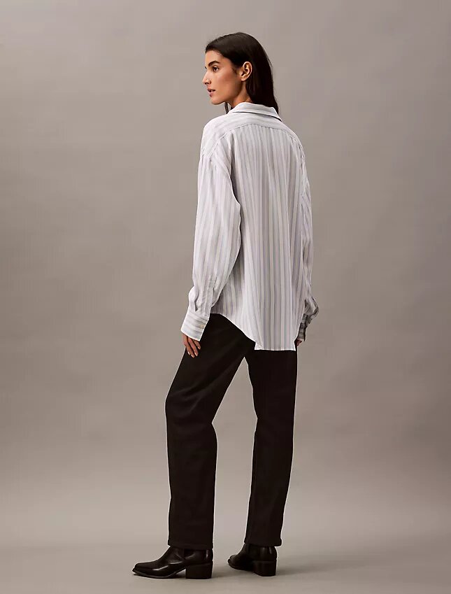 Camisa de viscosa holgada con botones Camisa de viscosa holgada con botones