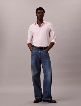 Camisa entallada elástica con botones