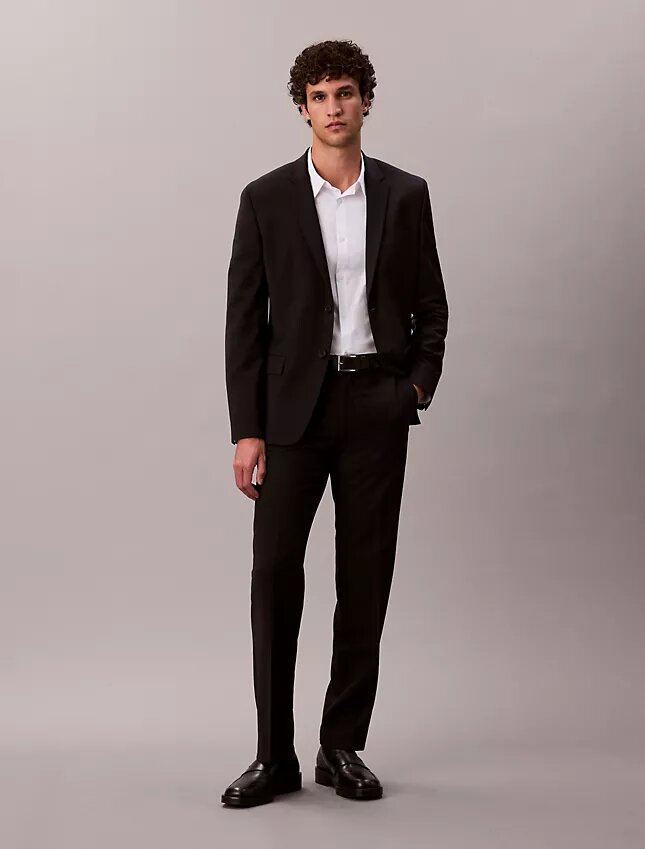 Camisa entallada elástica con botones Camisa entallada elástica con botones