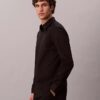 Camisa entallada elástica con botones