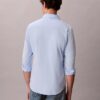 Camisa entallada elástica con botones