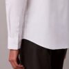 Camisa entallada elástica con botones Camisa entallada elástica con botones