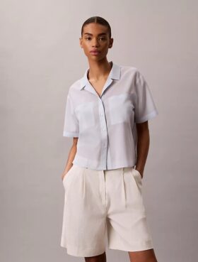 Camisa holgada abotonada de mezcla de algodón