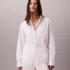 Camisa holgada de popelín de algodón con botones Camisa holgada de popelín de algodón con botones