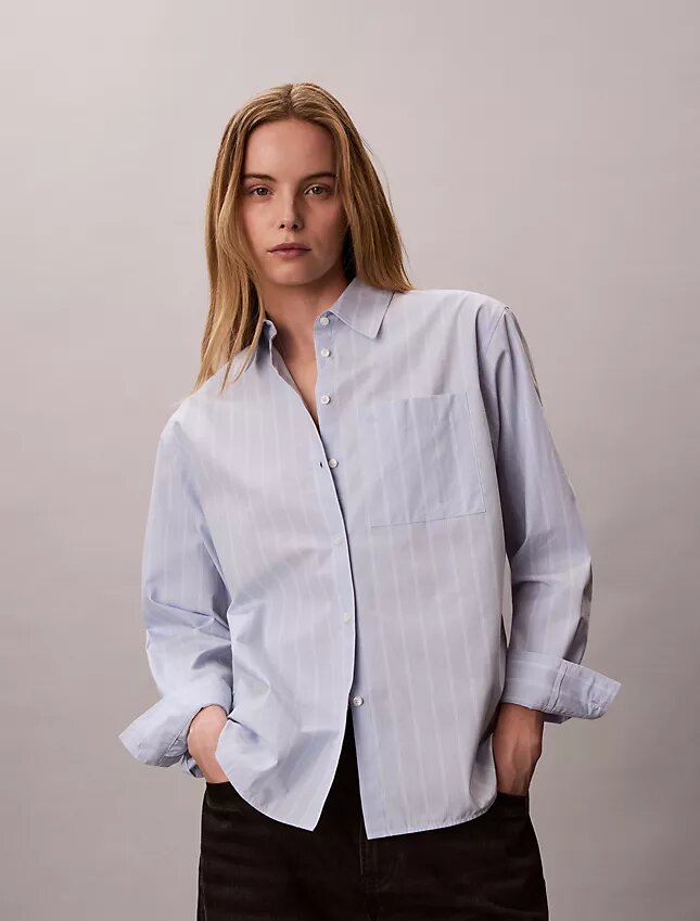 Camisa holgada de popelín de algodón con botones Camisa holgada de popelín de algodón con botones