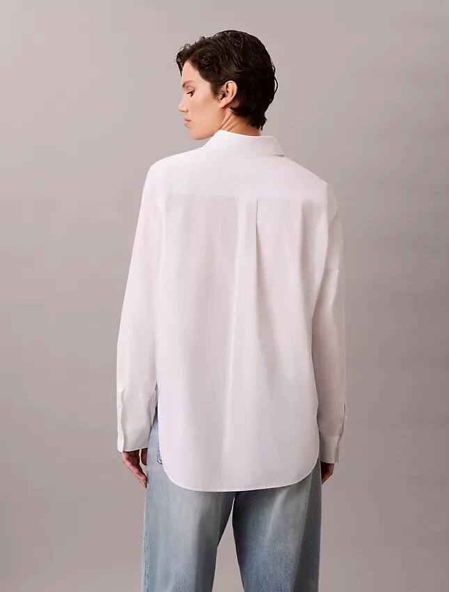 Camisa holgada de popelín de algodón con botones Camisa holgada de popelín de algodón con botones