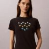 Camiseta ajustada con estampado del logotipo en capas Camiseta ajustada con estampado del logotipo en capas